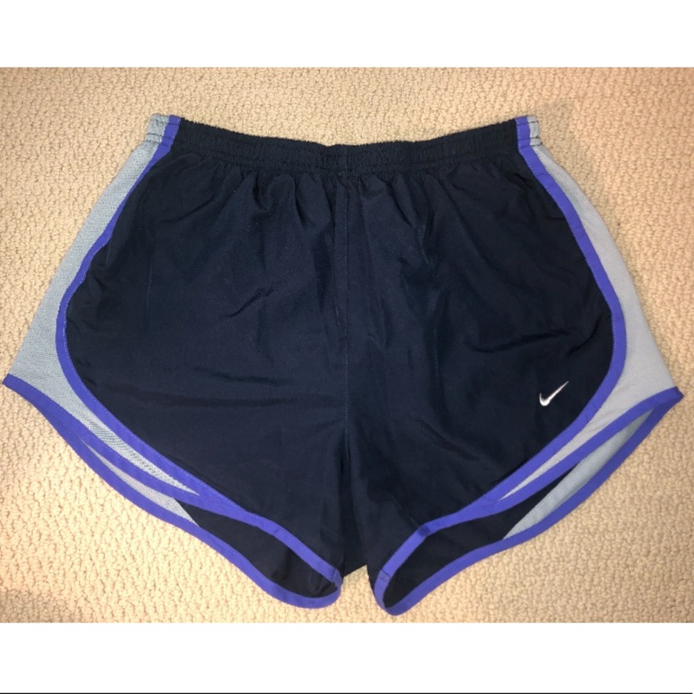 Nike Women’s Dry Tempo Shorts